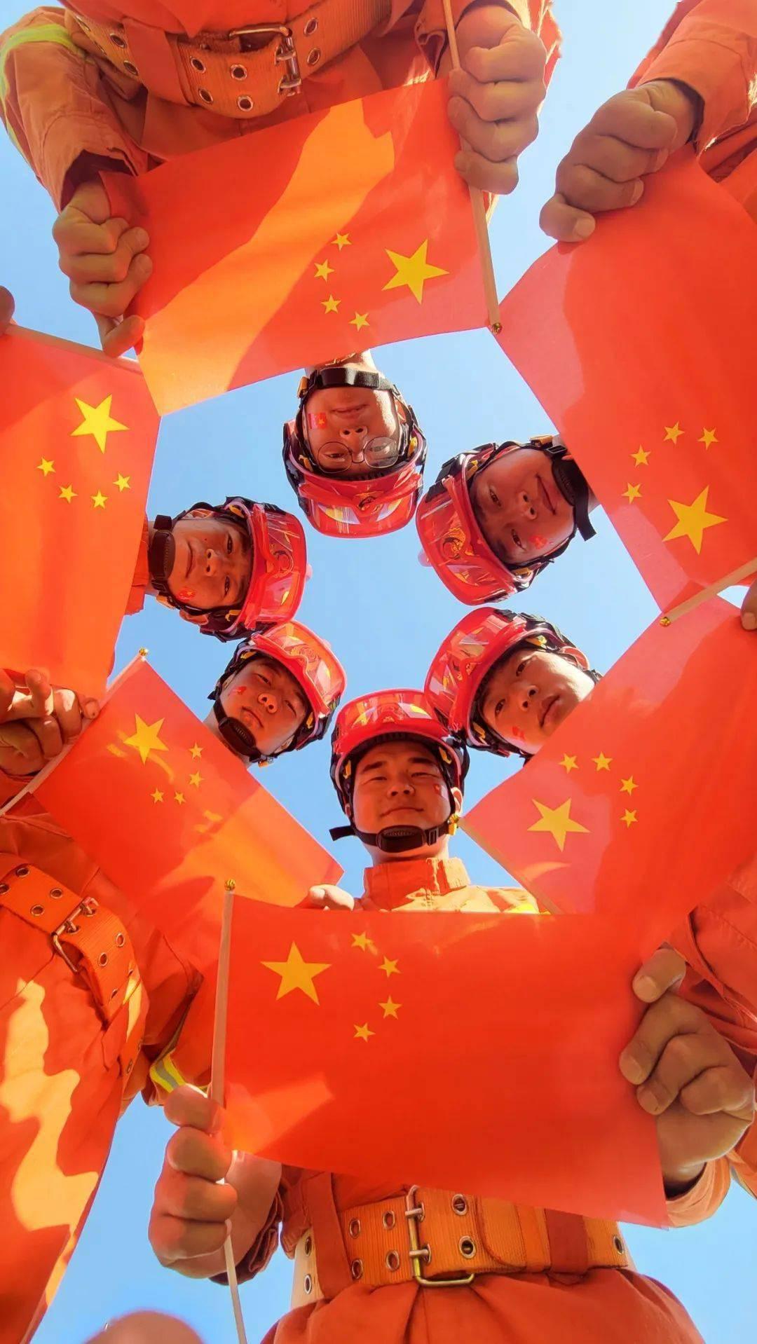 粉丝情绪爆发,贾玲新片《热辣滚烫》因抄袭以及过度宣传惹争议再遭抵制
