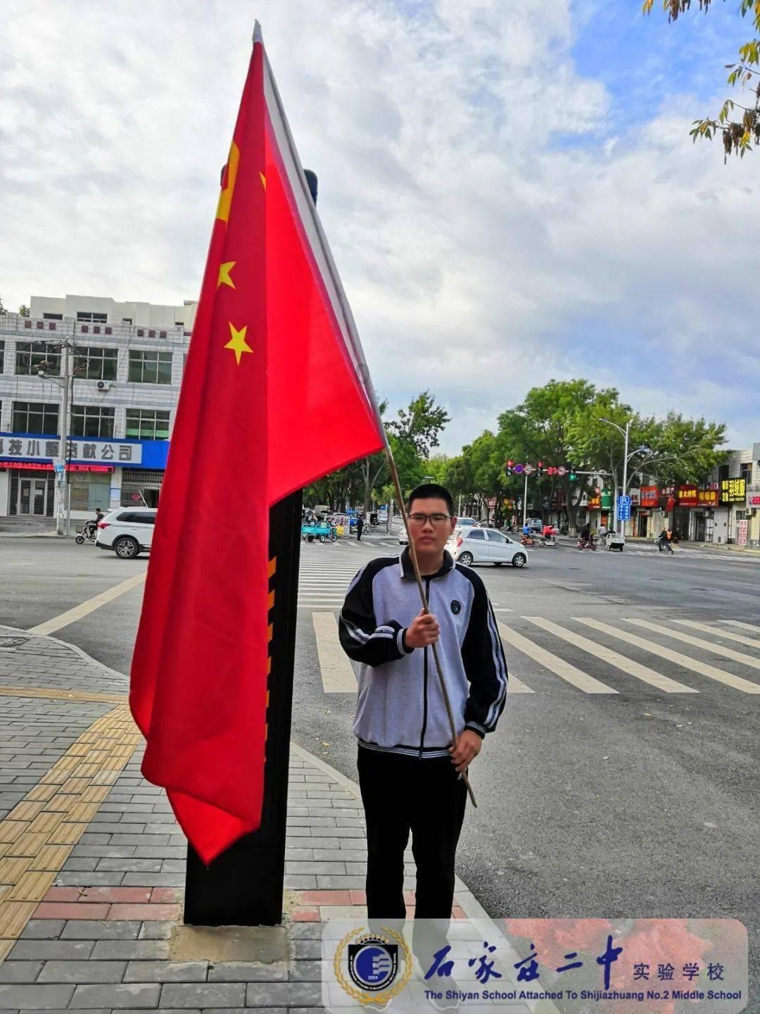 请问这个手链的大概价位多少合适？游戏画面
